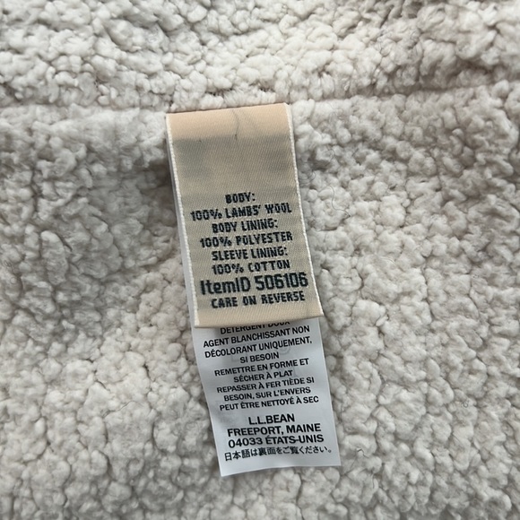 L.L BEAN COAT - Picture 7 of 8